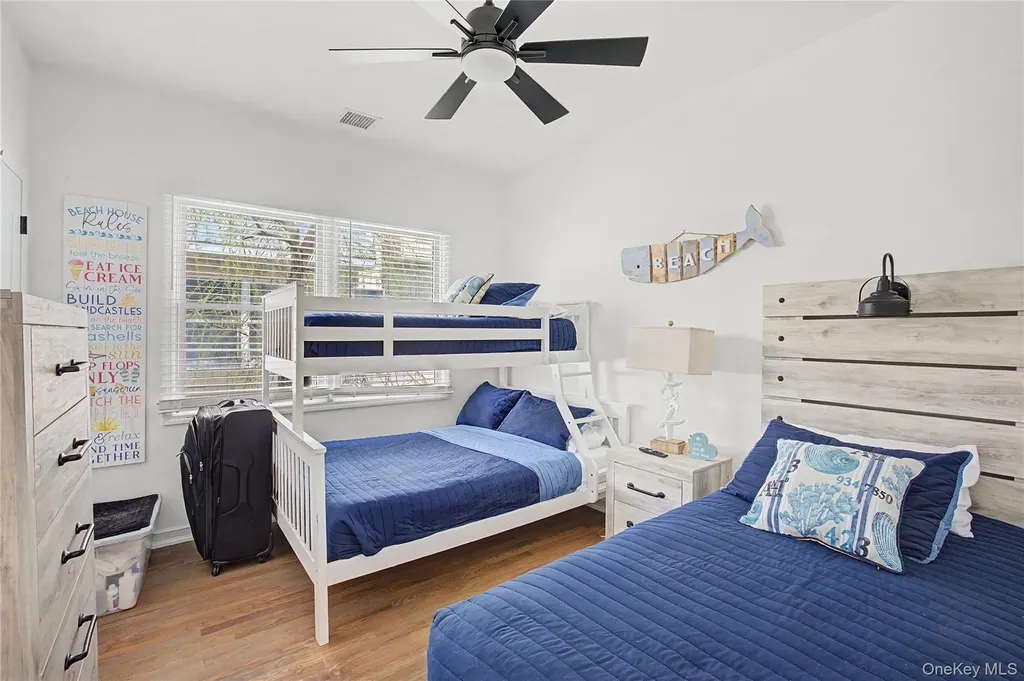 24 Bungalow Walk Ocean Beach NY 11770