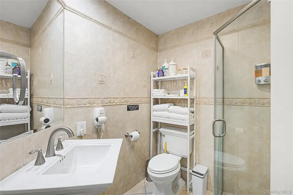 24 Bungalow Walk Ocean Beach NY 11770