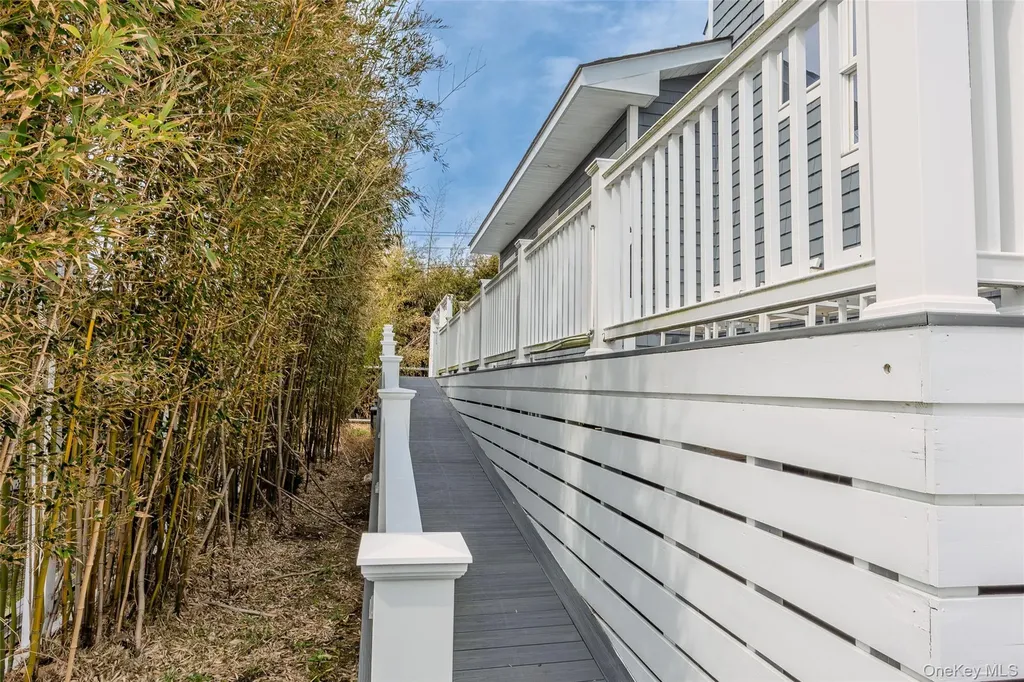 24 Bungalow Walk Ocean Beach NY 11770