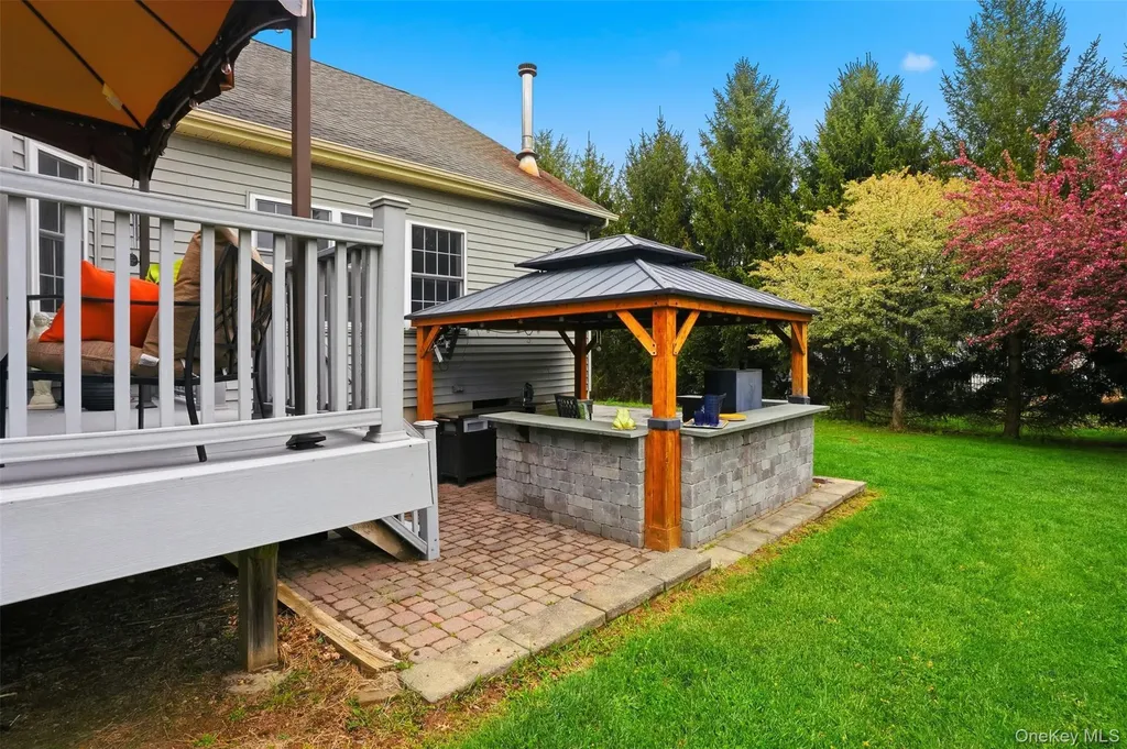 15 Ferrante Drive Montgomery NY 12549