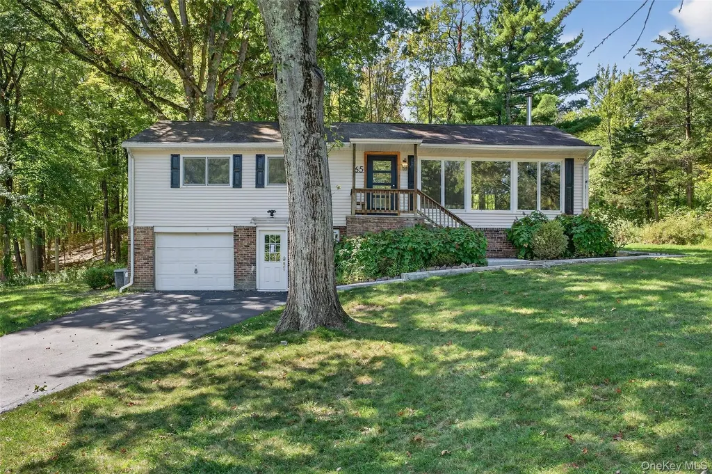 65 Hawxhurst Road Monroe NY 10950