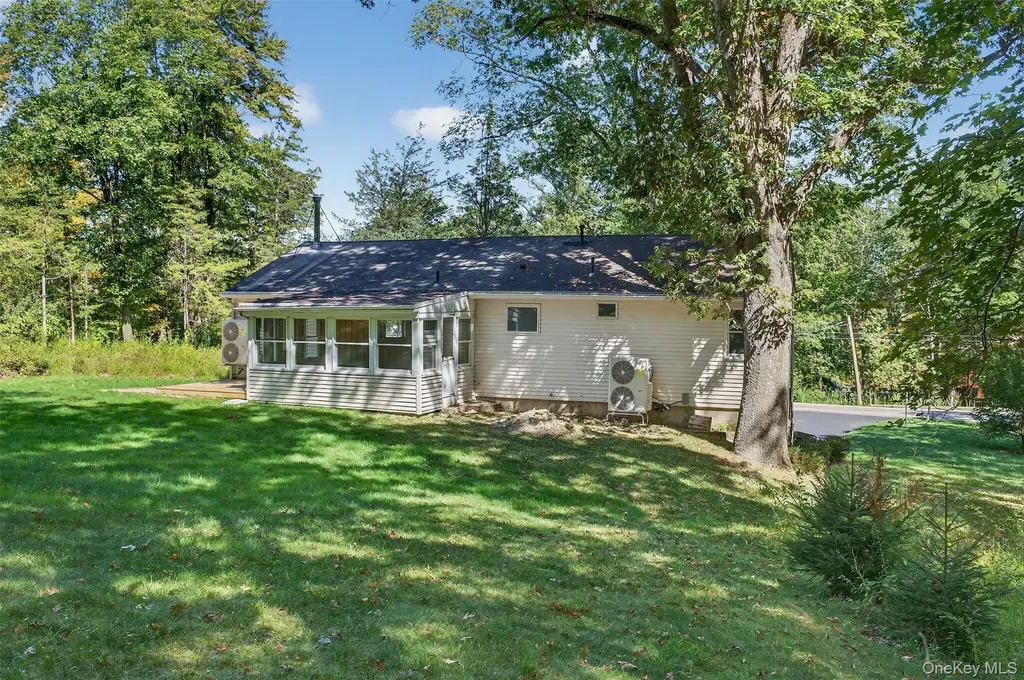 65 Hawxhurst Road Monroe NY 10950