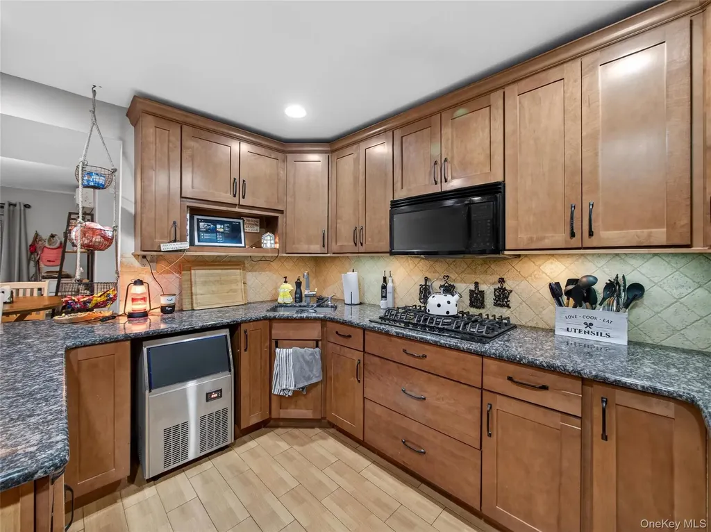 3 Claremont Lane Suffern NY 10901