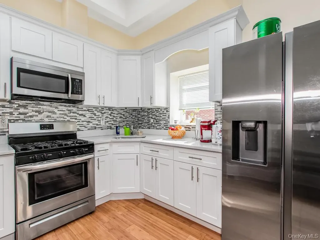 1283 E 223rd Street Bronx NY 10466