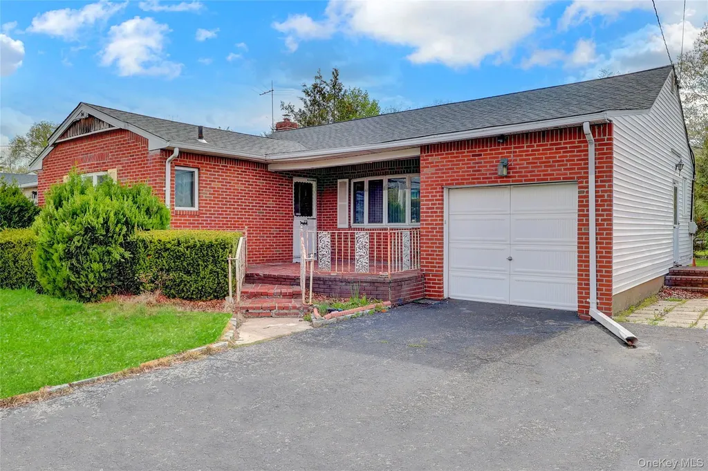 825 Bellmore Road North Bellmore NY 11710