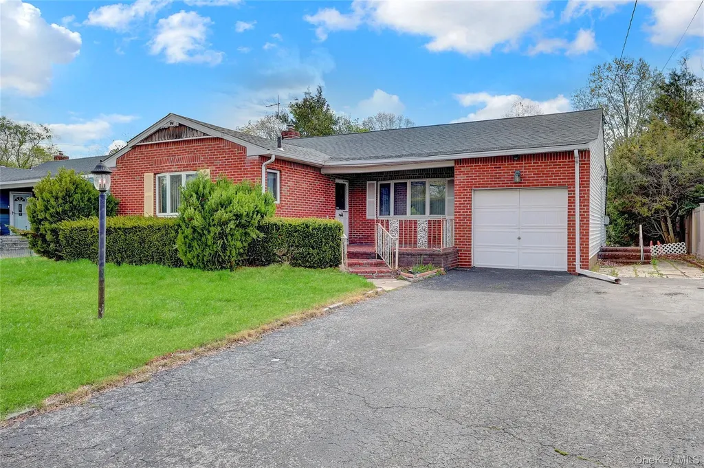 825 Bellmore Road North Bellmore NY 11710
