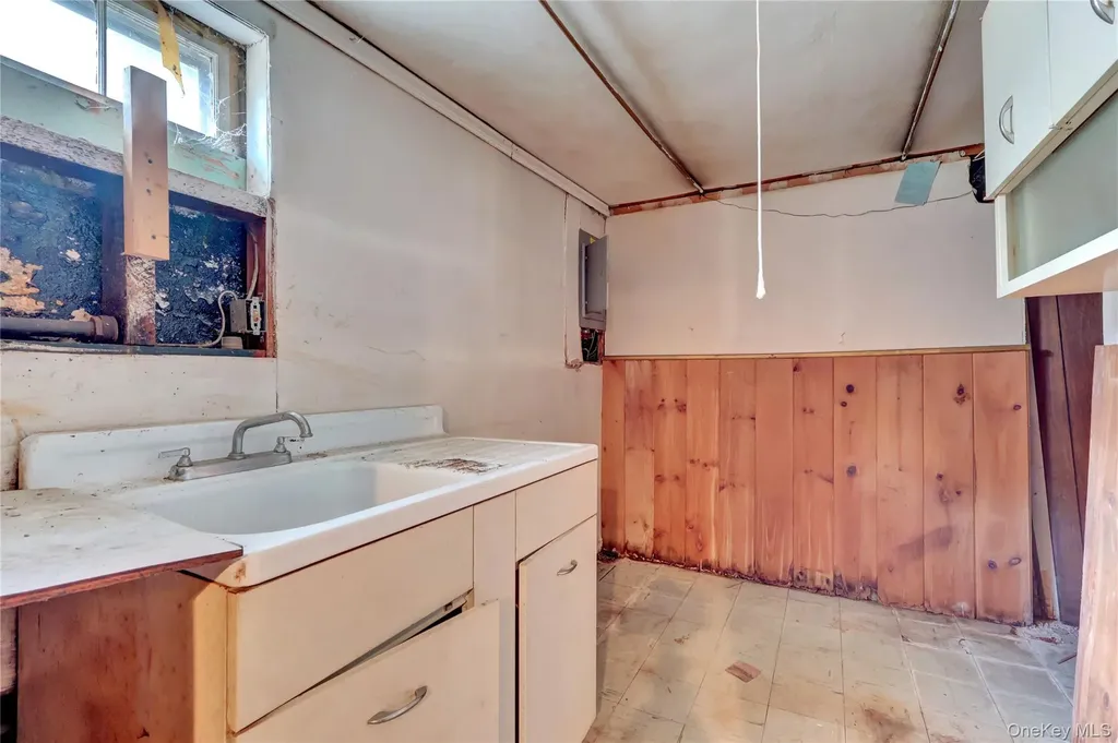 825 Bellmore Road North Bellmore NY 11710