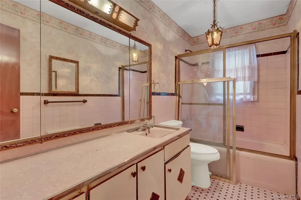 825 Bellmore Road North Bellmore NY 11710