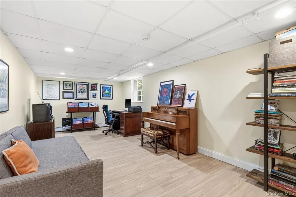 17 Rock Ridge Drive Rye Brook NY 10573
