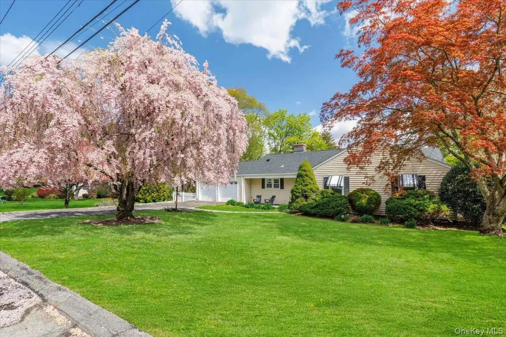 17 Rock Ridge Drive Rye Brook NY 10573
