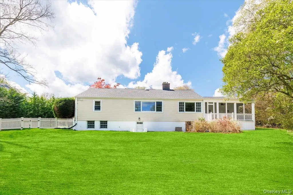 17 Rock Ridge Drive Rye Brook NY 10573
