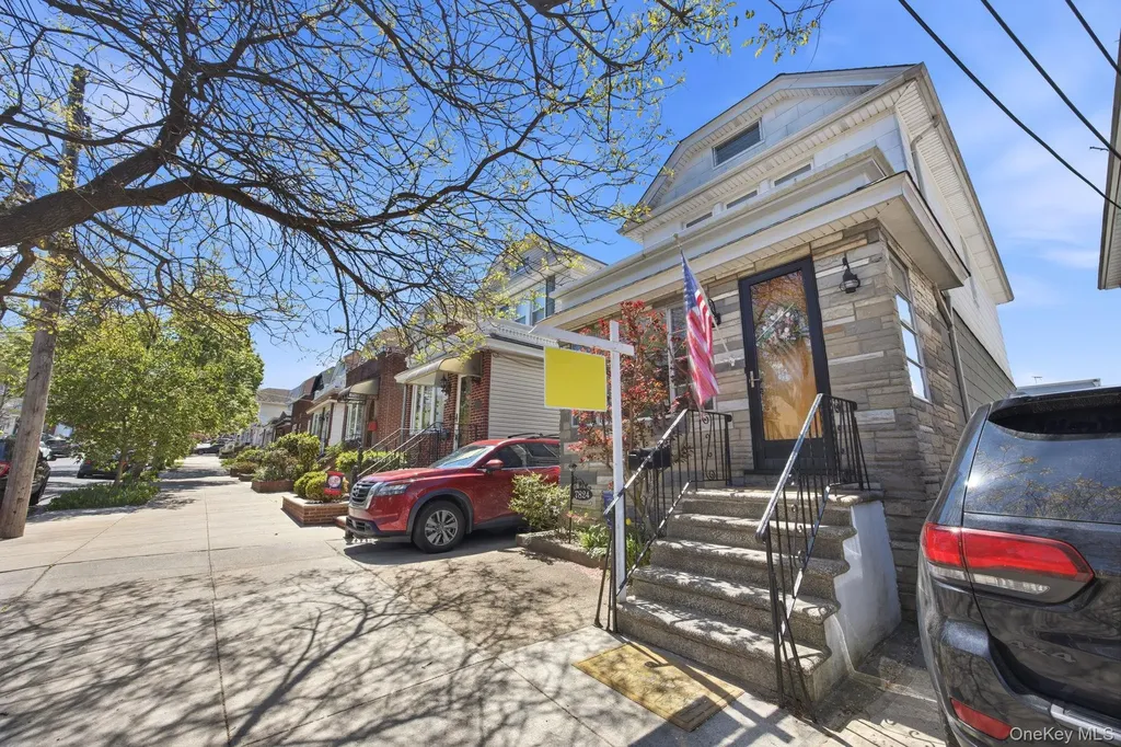 7824 86th Street Glendale NY 11385