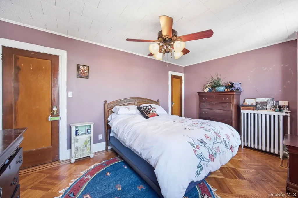 7824 86th Street Glendale NY 11385