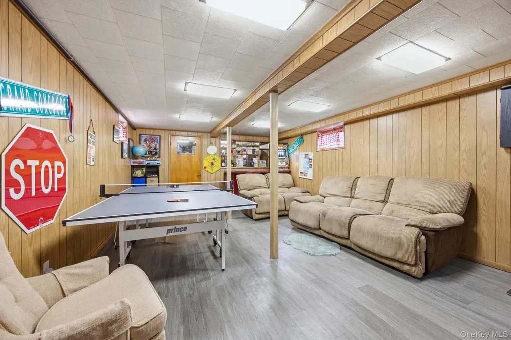 7824 86th Street Glendale NY 11385