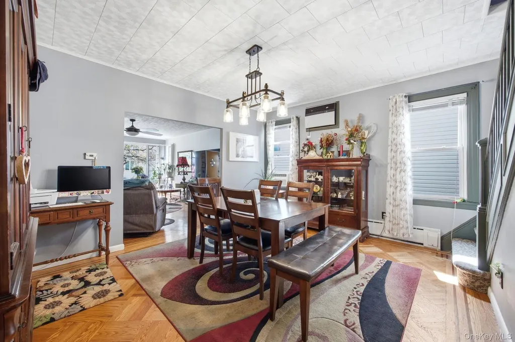 7824 86th Street Glendale NY 11385