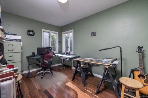 34 Seabreeze Road Massapequa NY 11758