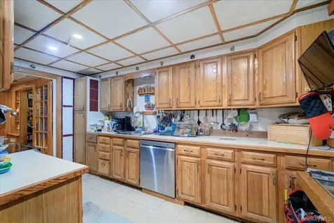 2 Couzines Road Woodbourne NY 12788