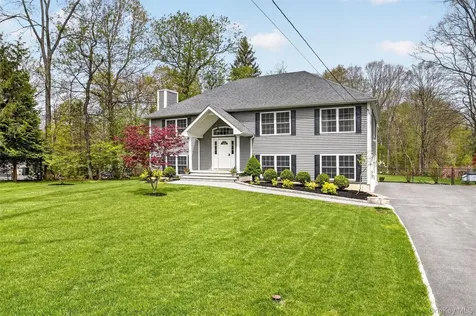 872 Taconic Woods Road Yorktown Heights NY 10598