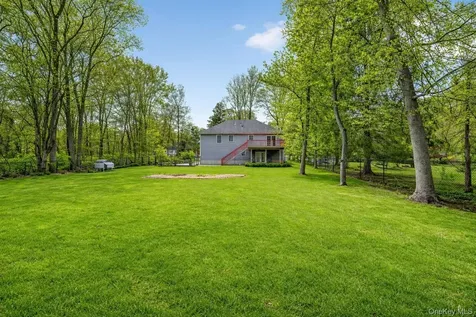 872 Taconic Woods Road Yorktown Heights NY 10598