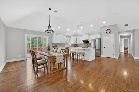 872 Taconic Woods Road Yorktown Heights NY 10598
