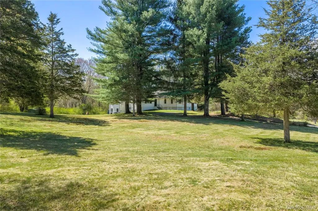 103 S Harmony Hill Road Pawling NY 12564