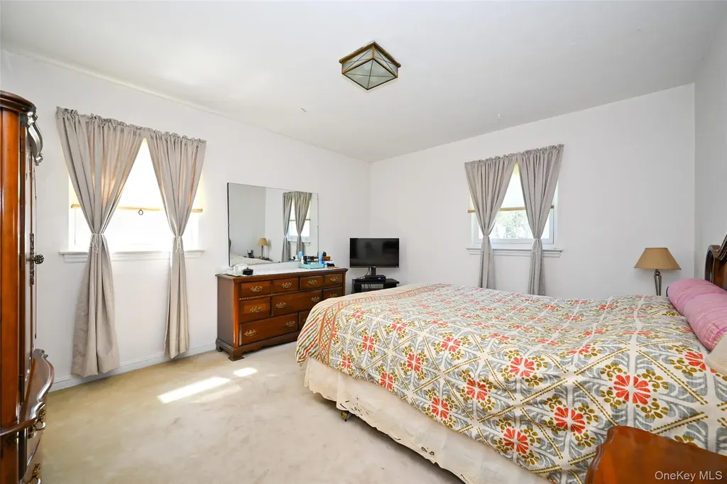 75-64 180th Street Fresh Meadows NY 11366