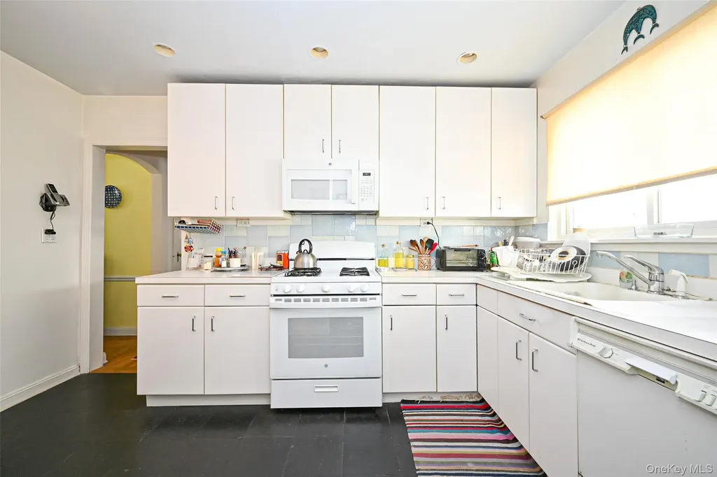75-64 180th Street Fresh Meadows NY 11366