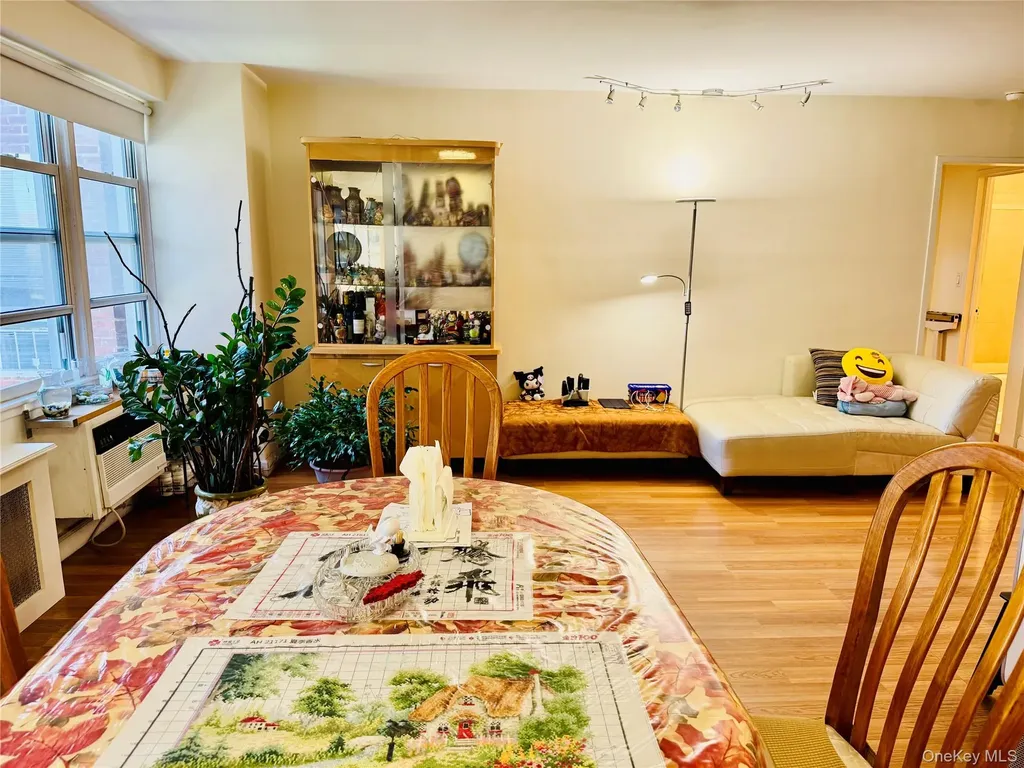 138-10 Franklin Avenue Flushing NY 11355