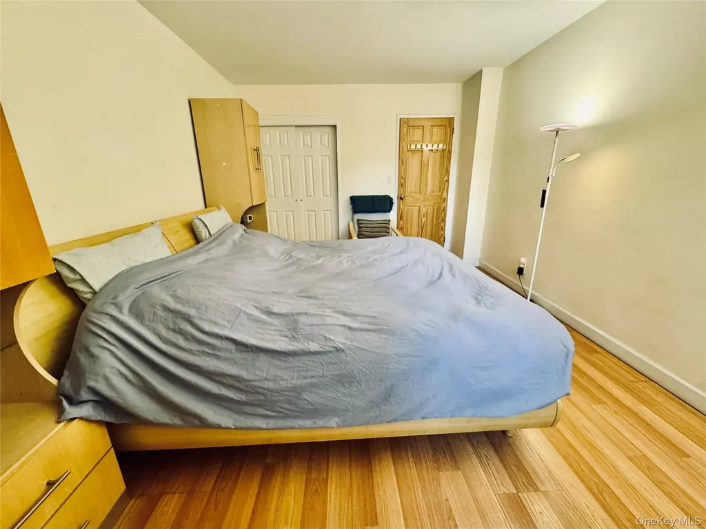 138-10 Franklin Avenue Flushing NY 11355