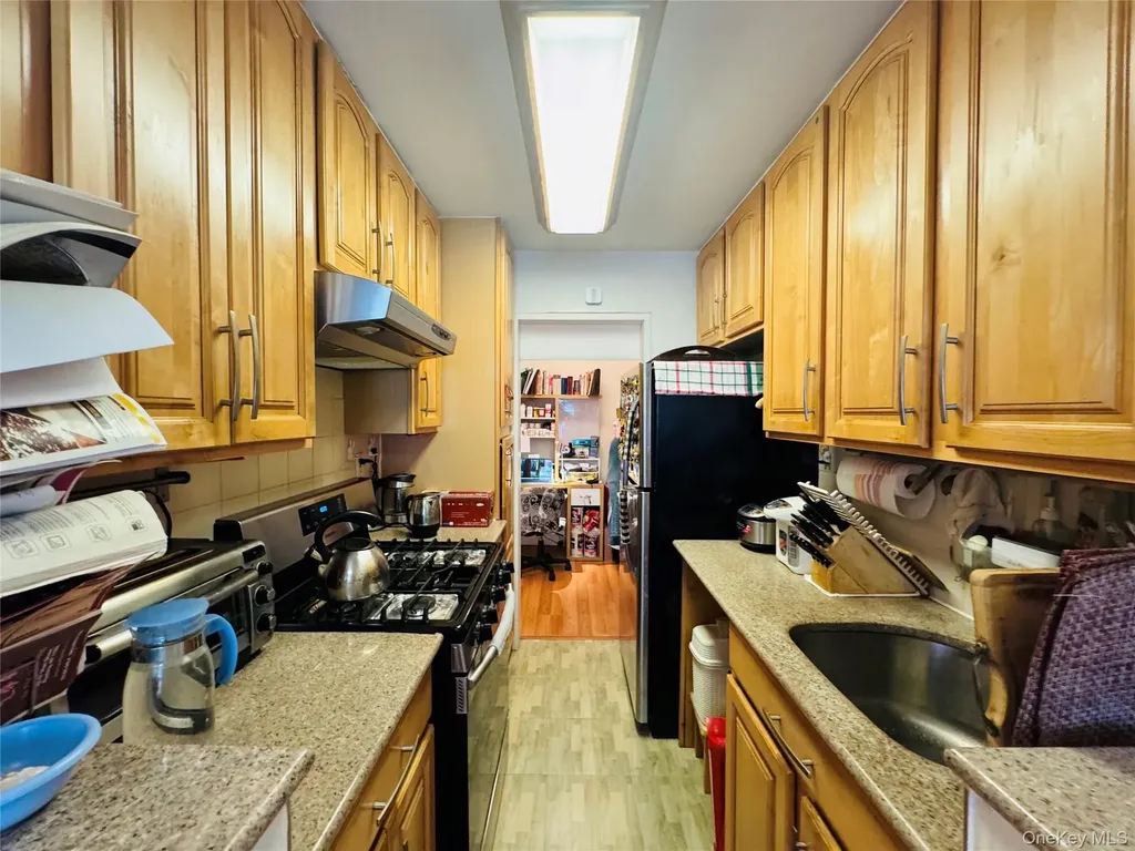 138-10 Franklin Avenue Flushing NY 11355