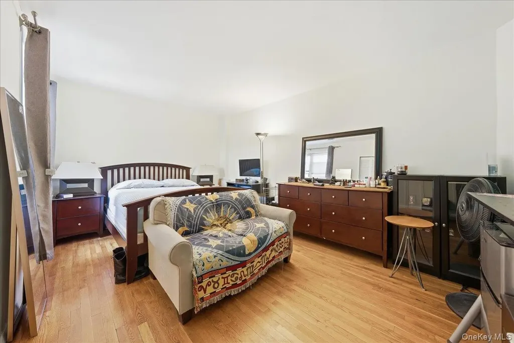 800 Grand Concourse Bronx NY 10451