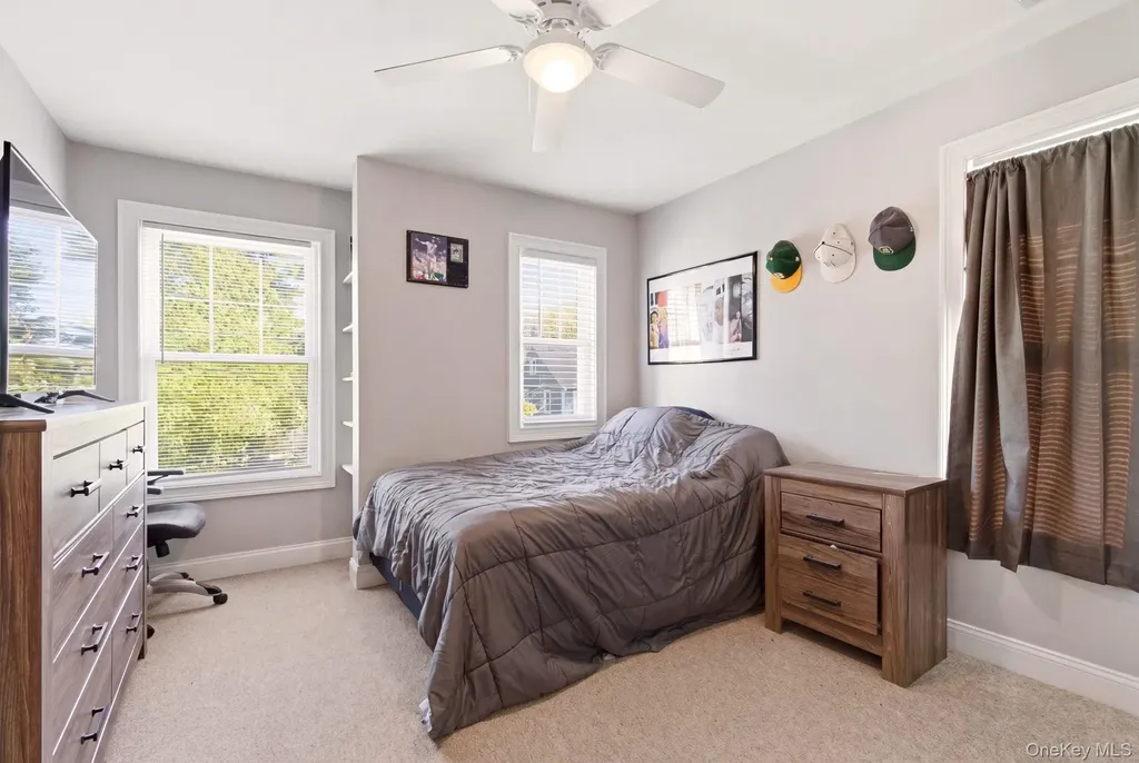 569 Middle Road Bayport NY 11705