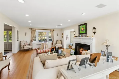 1360 Boxwood Drive W Hewlett Harbor NY 11557