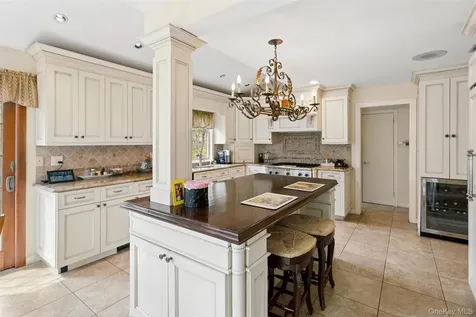 1360 Boxwood Drive W Hewlett Harbor NY 11557