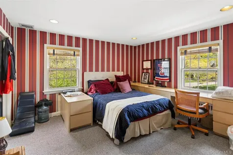 1360 Boxwood Drive W Hewlett Harbor NY 11557