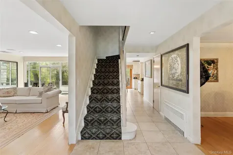 1360 Boxwood Drive W Hewlett Harbor NY 11557