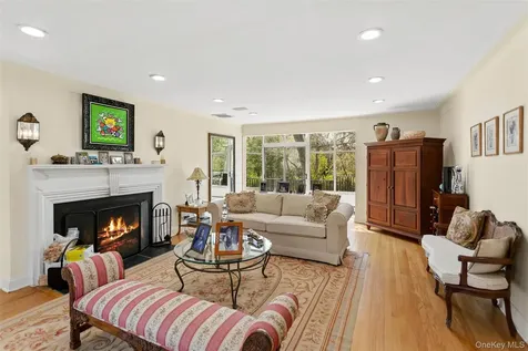 1360 Boxwood Drive W Hewlett Harbor NY 11557