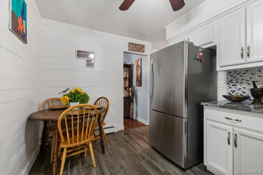 351 Maple Avenue Uniondale NY 11553