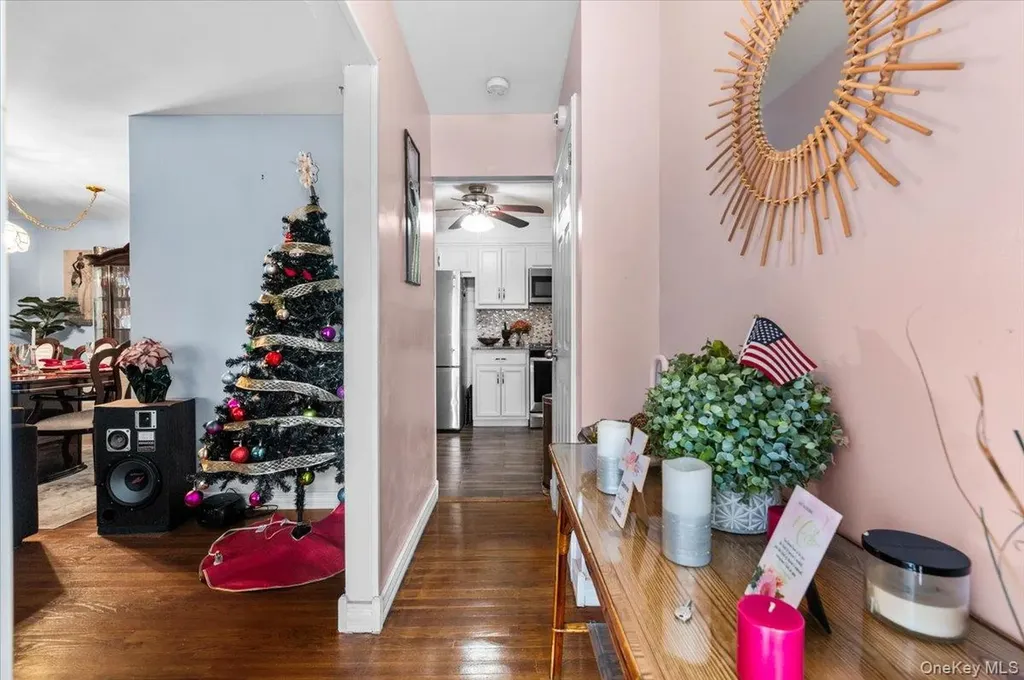 351 Maple Avenue Uniondale NY 11553