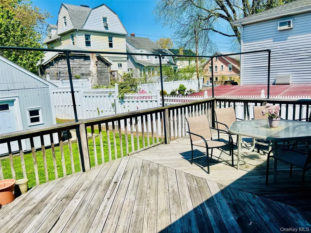 65 Tower Place Yonkers NY 10703