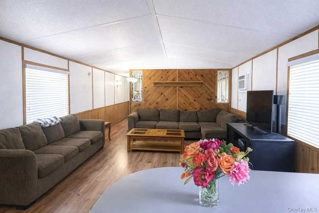 61 Sasso Lane Wingdale NY 12594