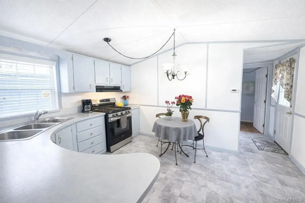 61 Sasso Lane Wingdale NY 12594