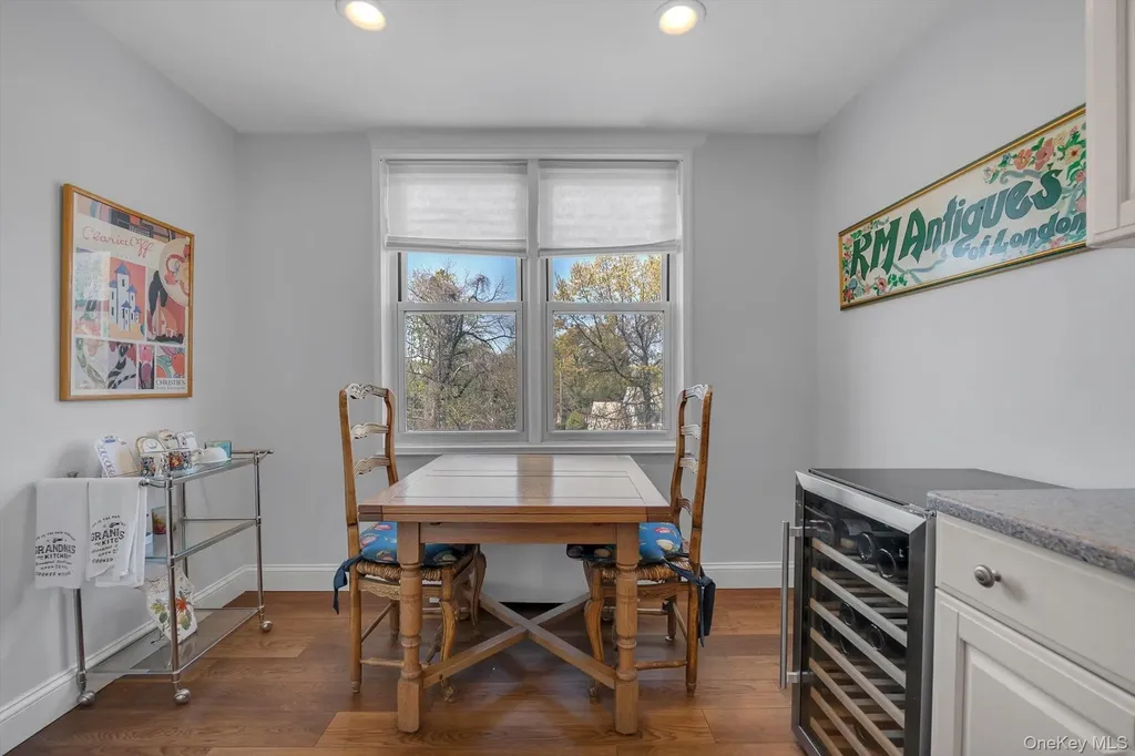 1390 Broadway Hewlett NY 11557