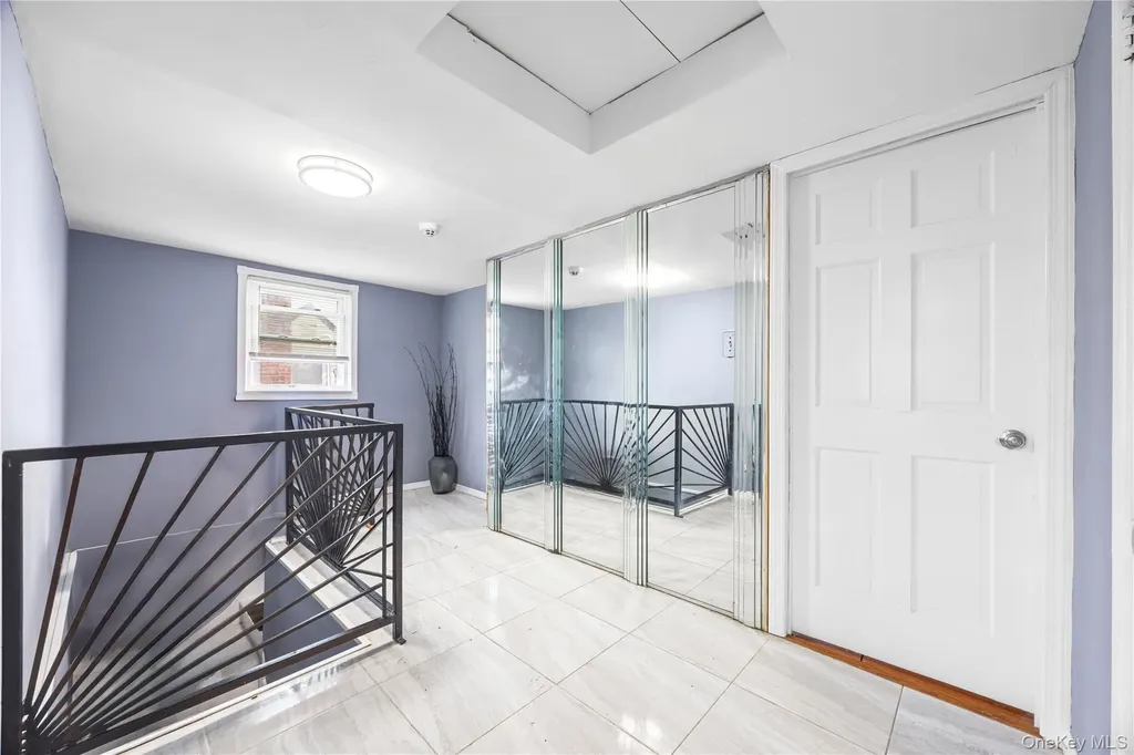 24 Jackson Avenue Elmont NY 11003