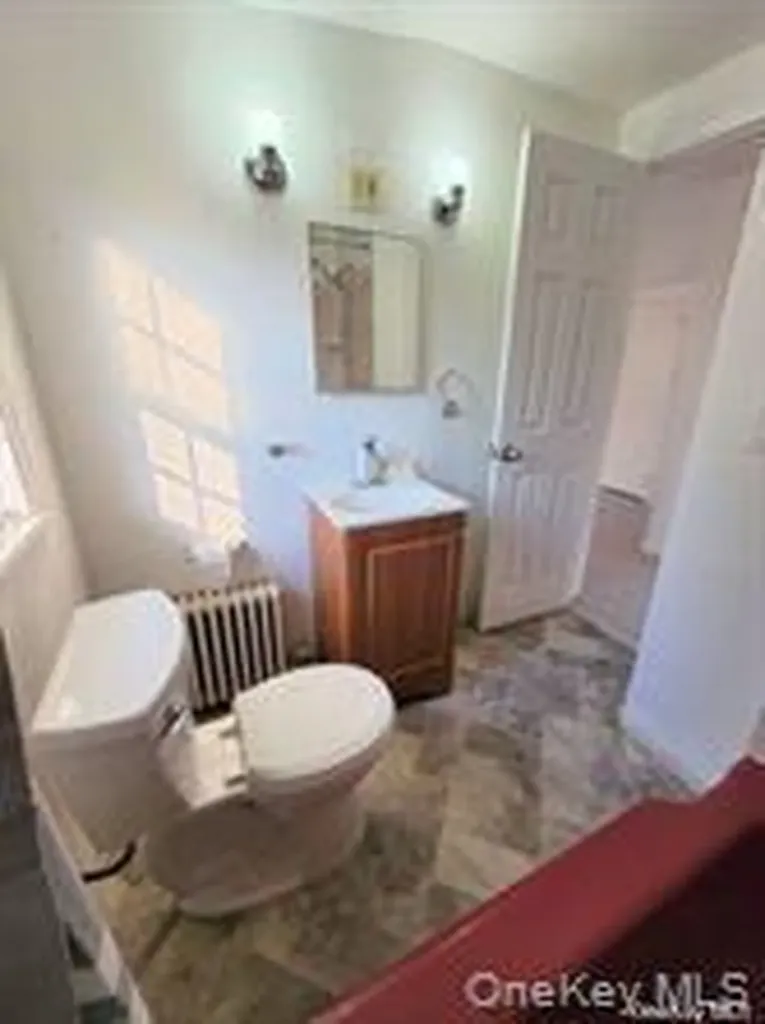 11 Cortelyou Street W Huntington Station NY 11746