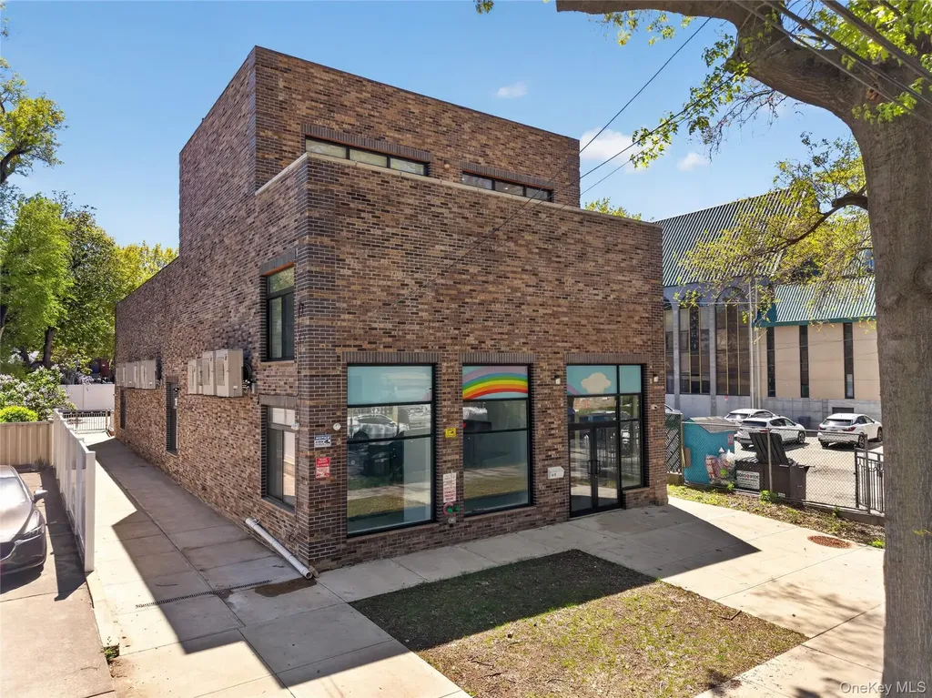 142-18 32 Avenue Flushing NY 11354
