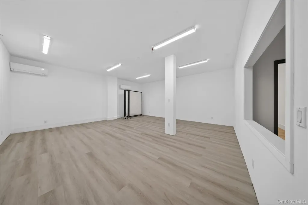 142-18 32 Avenue Flushing NY 11354