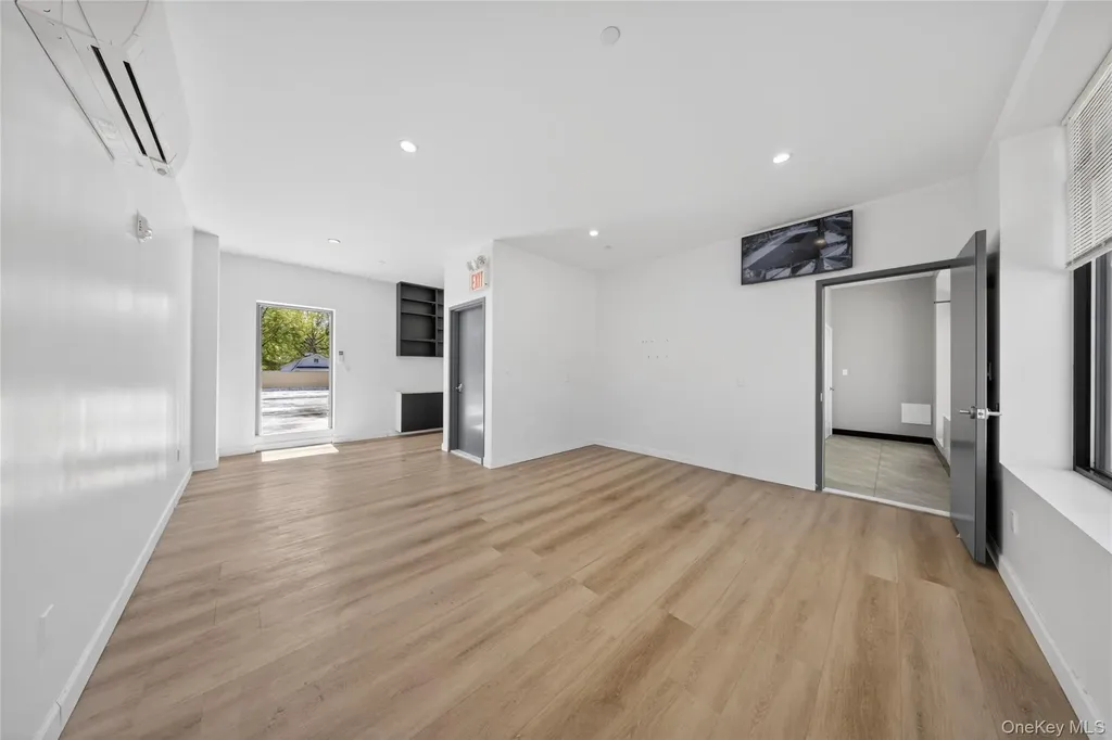 142-18 32 Avenue Flushing NY 11354