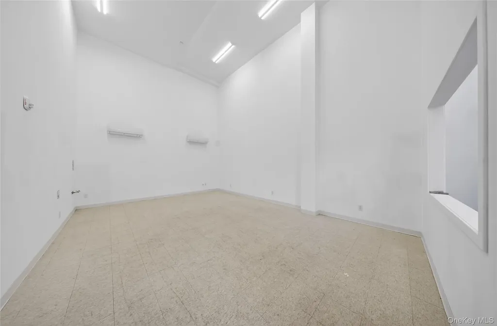 142-18 32 Avenue Flushing NY 11354