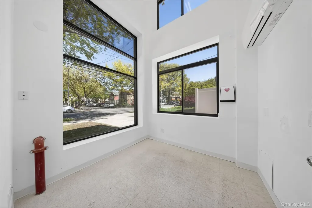 142-18 32 Avenue Flushing NY 11354